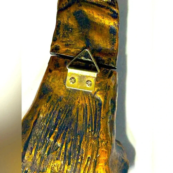 Unique Hanging Resin Wizard w/ Hidden 440 Stainless Double Edged Blade 🧙♂️🗡️ - Picture 6 of 13